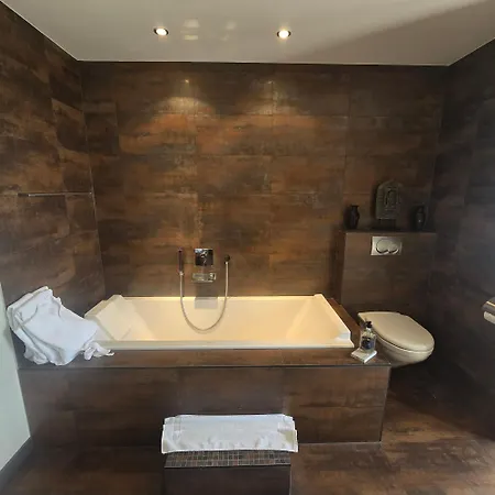 ベッド・アンド・ブレックファスト Restaurant Et D'hotes Le 3*